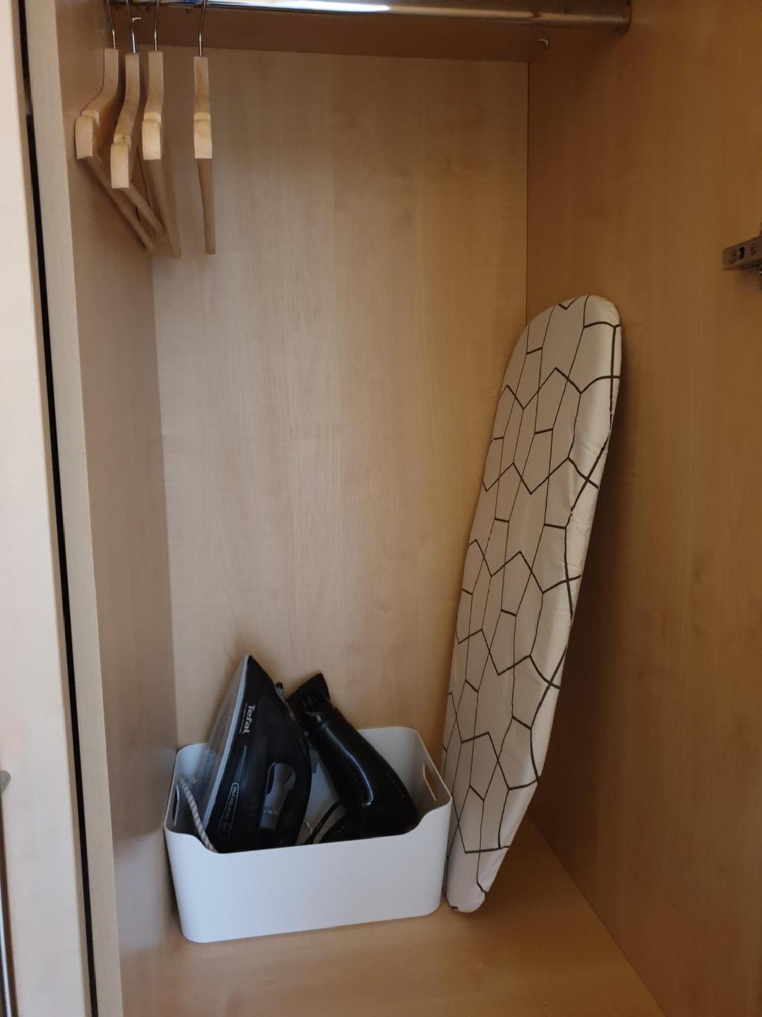 London Luxury Apartments 3 Bedroom Sleeps 8 With 3 Bathrooms 5 Mins Walk To Tube Station Free Parking Ίλφορντ Εξωτερικό φωτογραφία