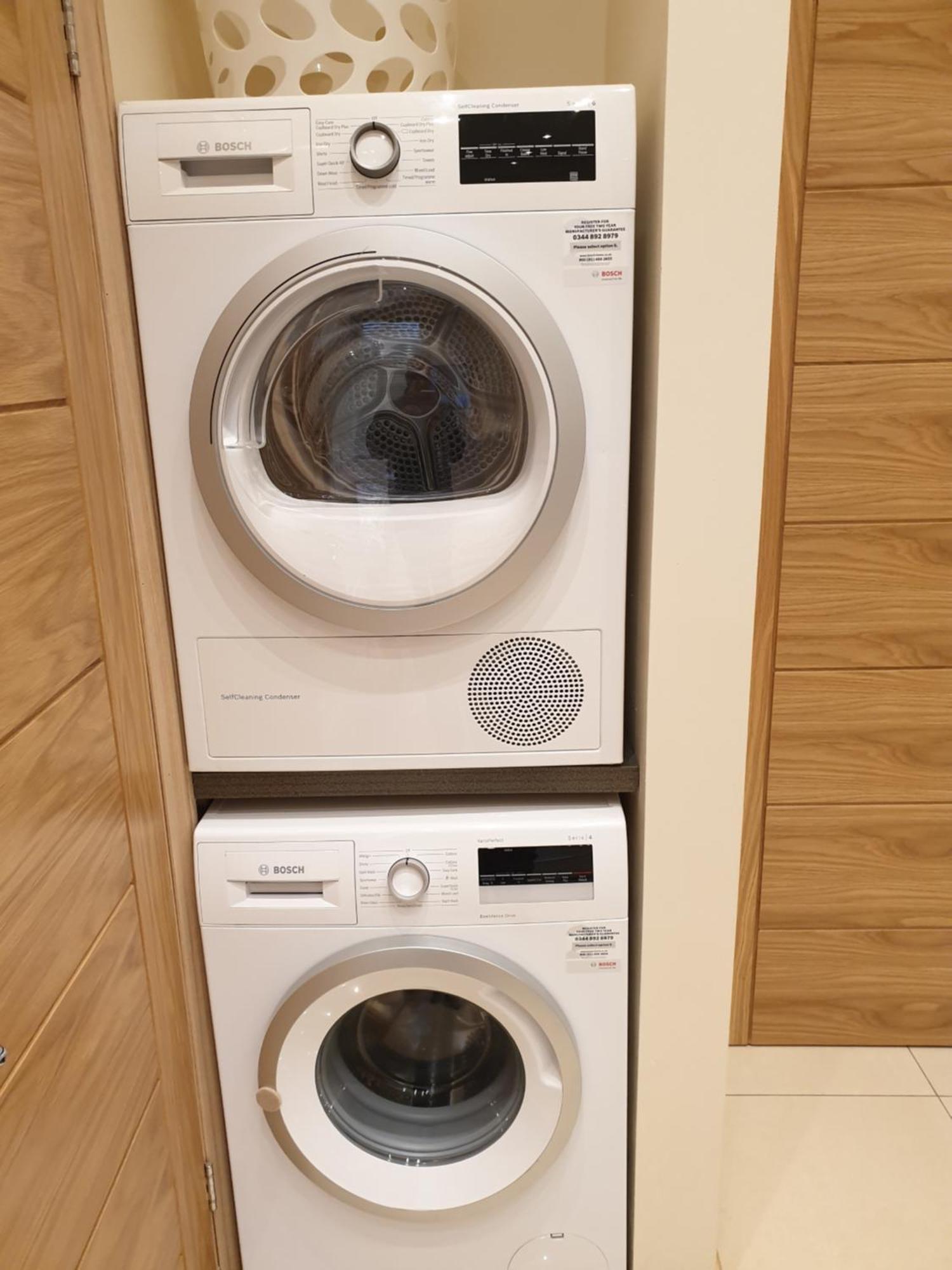 London Luxury Apartments 3 Bedroom Sleeps 8 With 3 Bathrooms 5 Mins Walk To Tube Station Free Parking Ίλφορντ Εξωτερικό φωτογραφία